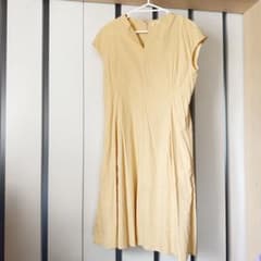 【美品】23区 Vingt-trois ワンピース パステルイエロー 麻混 春夏のサムネイル
