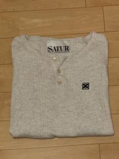 SATUR 希少モデル ヘンリーネック 長袖 LL 韓国限定 SATUR ヘンリーネック 長袖 韓国限定 - メルカリ