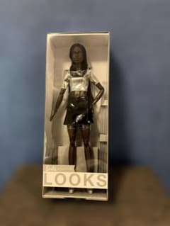 Barbie Looks #100 シグネチャーバービーのサムネイル