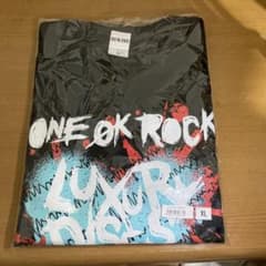 ONE OK ROCK ハートTシャツ　Luxury Diseaseのサムネイル