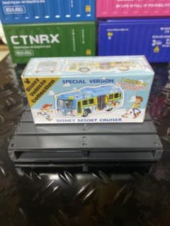 トミカ　ディズニーリゾートクルーザー　Special versionのサムネイル