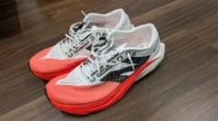 New Balance FuelCell SuperComp v2のサムネイル