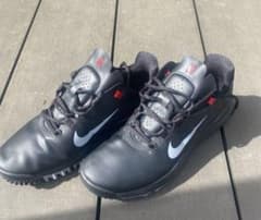 Nike タイガーウッズゴルフシューズ ブラック28センチのサムネイル