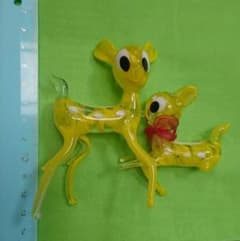 ガラスのバンビ　鹿の親子のサムネイル