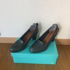 chiaki  katagiri  パンプス （ヒールローファー）紺色のサムネイル