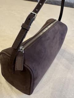 THE ROW 90s BAG スウェード 未使用 - メルカリ