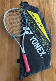 YONEX NEXIGA 10 ネクシーガ10 ソフトテニス用ラケット　ケース付のサムネイル