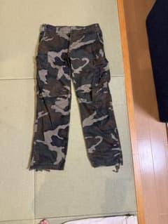 歩*様 Carhartt カーゴパンツ 迷彩 カモフラのサムネイル