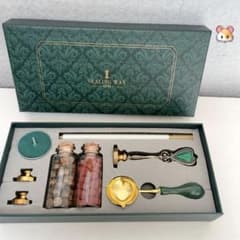 Sealing wax set, unused, with 3 types of copper heads, perfect as a gift or letter.