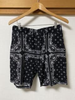 月曜日まで限定価格　CRIMIE ペイズリー柄 ショートパンツ ハーフパンツのサムネイル