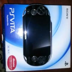 【値下げ】PSVITA 初期型 モデル 16Gメモリーカード付のサムネイル