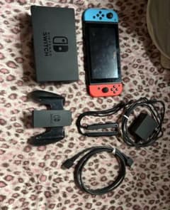 Nintendo Switch 本体 ネオンブルー ネオンレッドのサムネイル