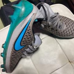 マジスタ　25.5  NIKE ナイキ サッカースパイクのサムネイル