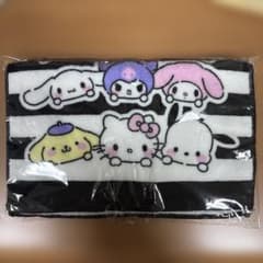 おまけつき⭐︎ハローキティ キャラクタータオルのサムネイル