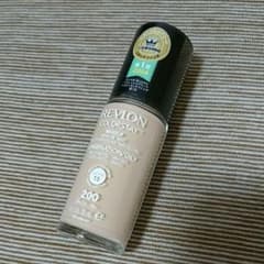 レブロン ファンデーションのサムネイル