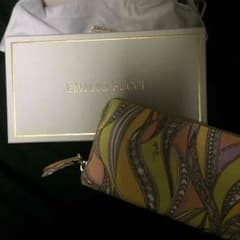 【新品・未使用】EMILIO PUCCI 長財布のサムネイル