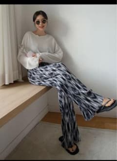 プリーツパンツ shein dholic Zara Uniqlo guのサムネイル