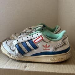 adidas スニーカー　フォーラムローのサムネイル