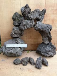 溶岩石 13個セット アクアリウム テラリウム　No.2のサムネイル