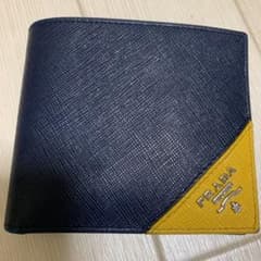 PRADA メンズ 2つ折り財布のサムネイル