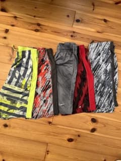 NIKEハーフパンツ5枚セット130のサムネイル