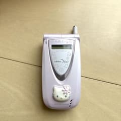 ハローキティ　ガラケーhello kitty超希少キティ　携帯電話 C401SA ハローキティ HELLOKITTY ガラケー 携帯電話 希少 au - メルカリ