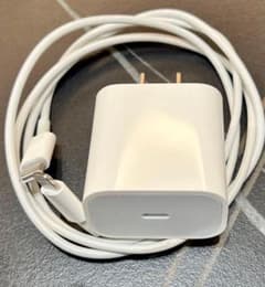 Apple 純正タイプC-ライトニング 20W充電器ケーブル 2点セットのサムネイル