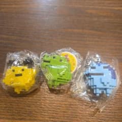 たまごっち ドット絵 キーホルダー 3種セットのサムネイル