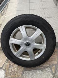 YOKOHAMA ice GUARD 195/65R15 スタッドレスタイヤのサムネイル