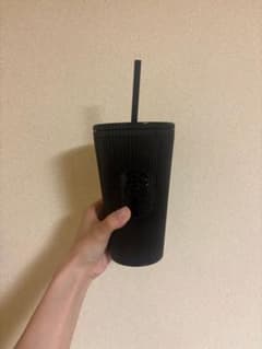 新品未使用(USA限定)スターバックス ブラック タンブラー (グランデサイズ)のサムネイル