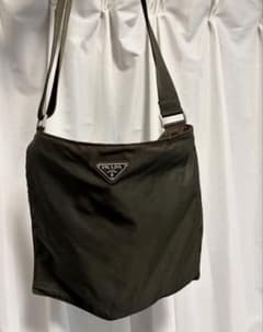1週間8000円引セール❗️（極レア）PRADA ダークカーキ ショルダー 