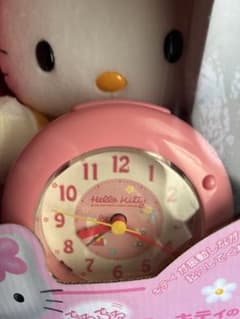 【希少品】Hello Kitty ぶるぶるおしゃべり目覚まし時計のサムネイル