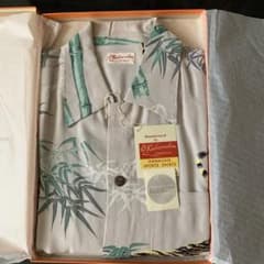 SUN SURF サンサーフ アロハシャツ 虎柄M 新品のサムネイル