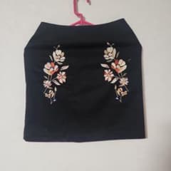 花柄刺繍入り ブラック タイトスカート ミニ丈 レトロのサムネイル