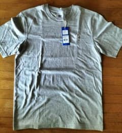 adidas Originals製Tシャツのサムネイル