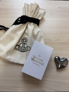 Vivienne Westwood シルバー ハート型アクセサリーのサムネイル