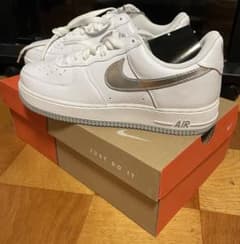 Nike Air Force 1 ホワイト DZ6755-100のサムネイル