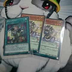 揺れる眼差しのサムネイル