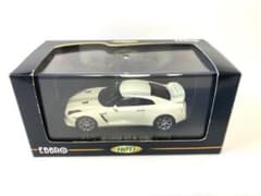 EBBRO 1/43 モデルカー NISSAN GT-R （R35）のサムネイル