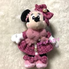 新品タグ付き☆ミニー ぬいぐるみ キーチェーン TWEED STYLE - メルカリ