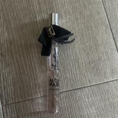 Yves Saint Laurent Mon Paris 香水のサムネイル