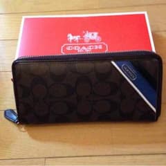 COACH 長財布のサムネイル