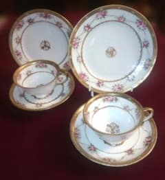 希少オールドノリタケ マルキ印 薔薇柄 金彩トリオ2セット - メルカリ