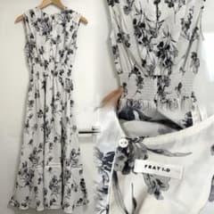 FRAY I.D ウエストシャーリングフラワープリントワンピース WHT 0のサムネイル