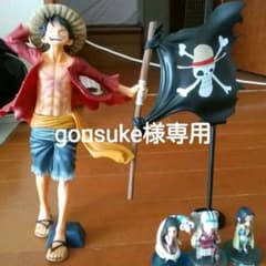 ワンピースフィギュアセットのサムネイル
