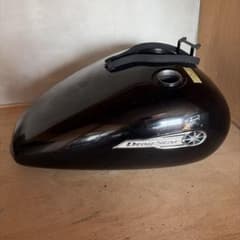 ドラッグスター400 4TR取り外し　純正タンク　黒 三連休限定値下げ⭐︎ドラッグスター400 純正ガソリンタンク 黒 4TR