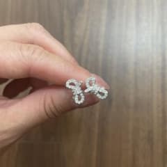 スワロフスキー ピアスのサムネイル