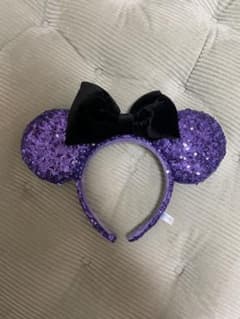 ディズニーリゾート カチューシャ パープル スパンコールのサムネイル
