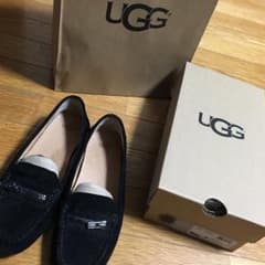 ugg フラットシューズ ブラックのサムネイル