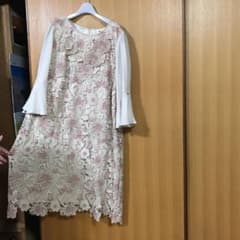 ローズティアラのワンピース希少な50サイズのサムネイル